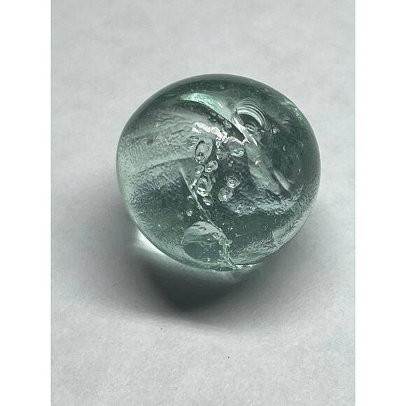 Vintage handblown glass marble. Clear. Bubbles. Man Made - Picture 4 of 8